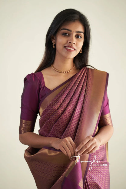 Elegant Mauve Banarasi Silk Saree with Regal Zari Detailing for Women