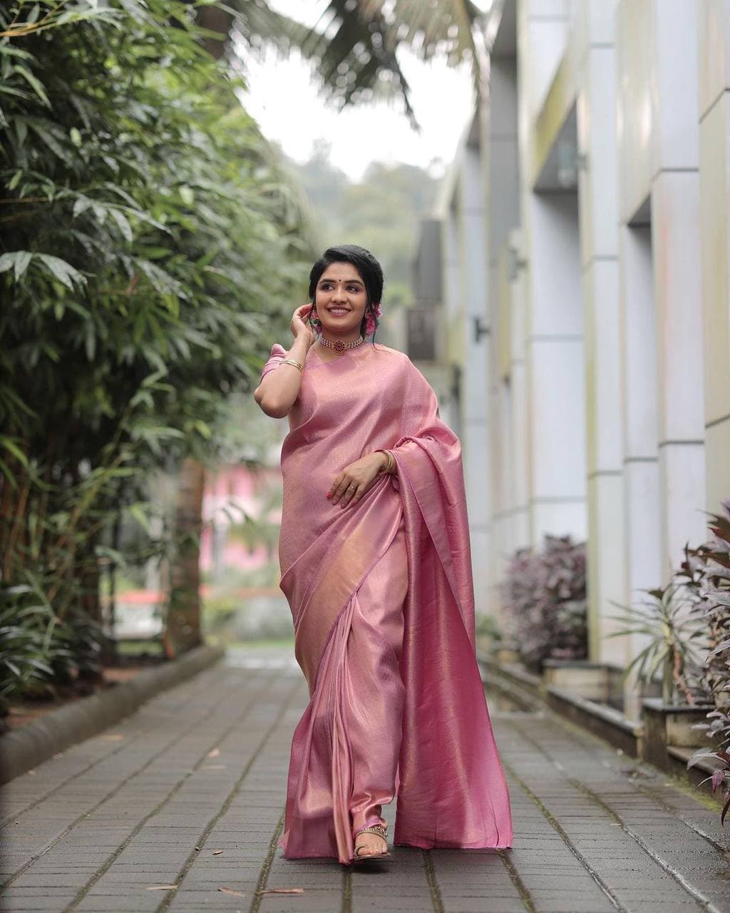 Elegant Rose Pink Banarasi Soft Silk Saree with Zari for Women