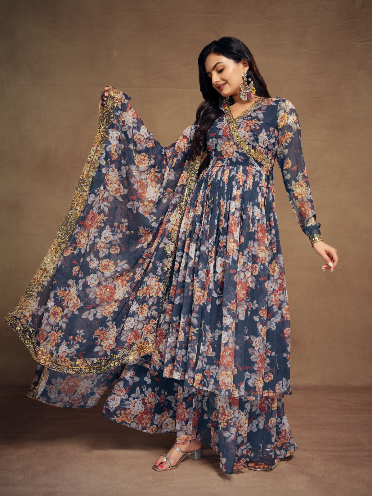 Floral Digital Printed Chiffon Kurti Palazzo Set with Zari Embroider 2