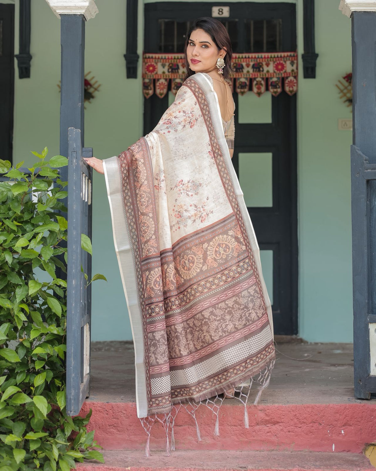 Graceful Beige Linen Saree with Traditional Designer Border for Women