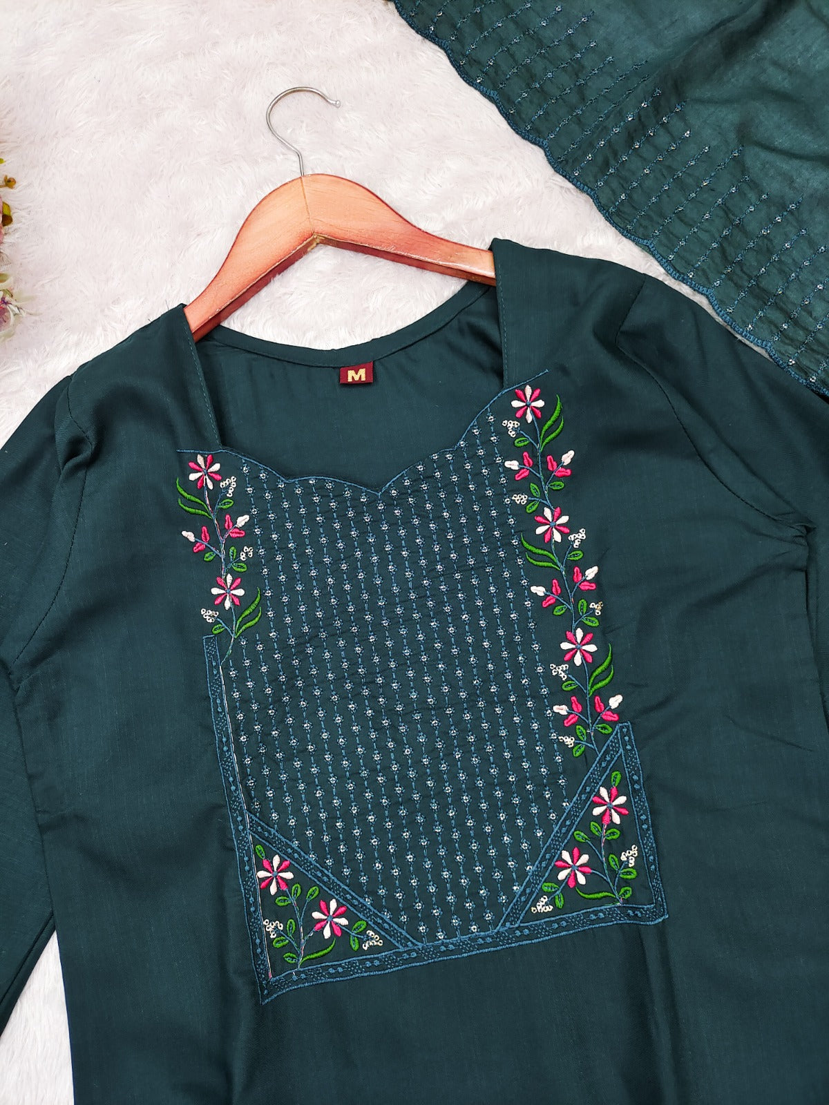 Graceful Dark Green Cotton Kurta Set for Women