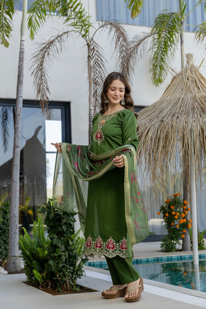 Green Chanderi Embroidered Kurta Pant Dupatta Set for Women