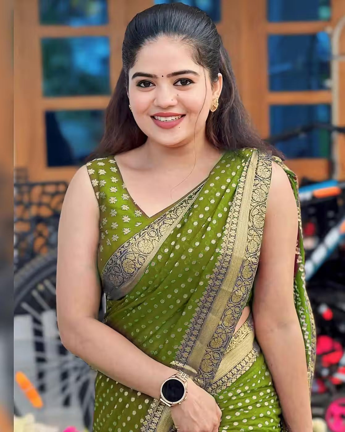 Green Lichi Silk Jacquard Saree with Rich Pallu Design for Women
