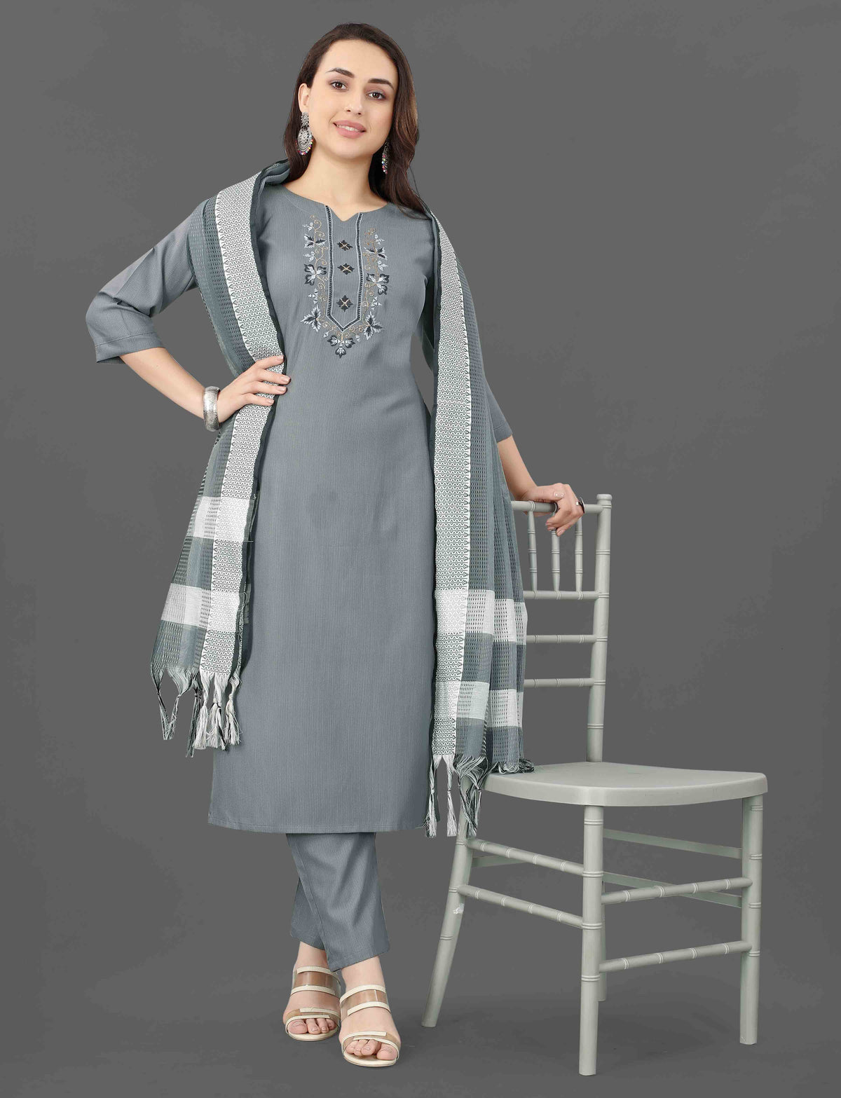 Grey Embroidered Kurta Pant Dupatta Set 2 for Women