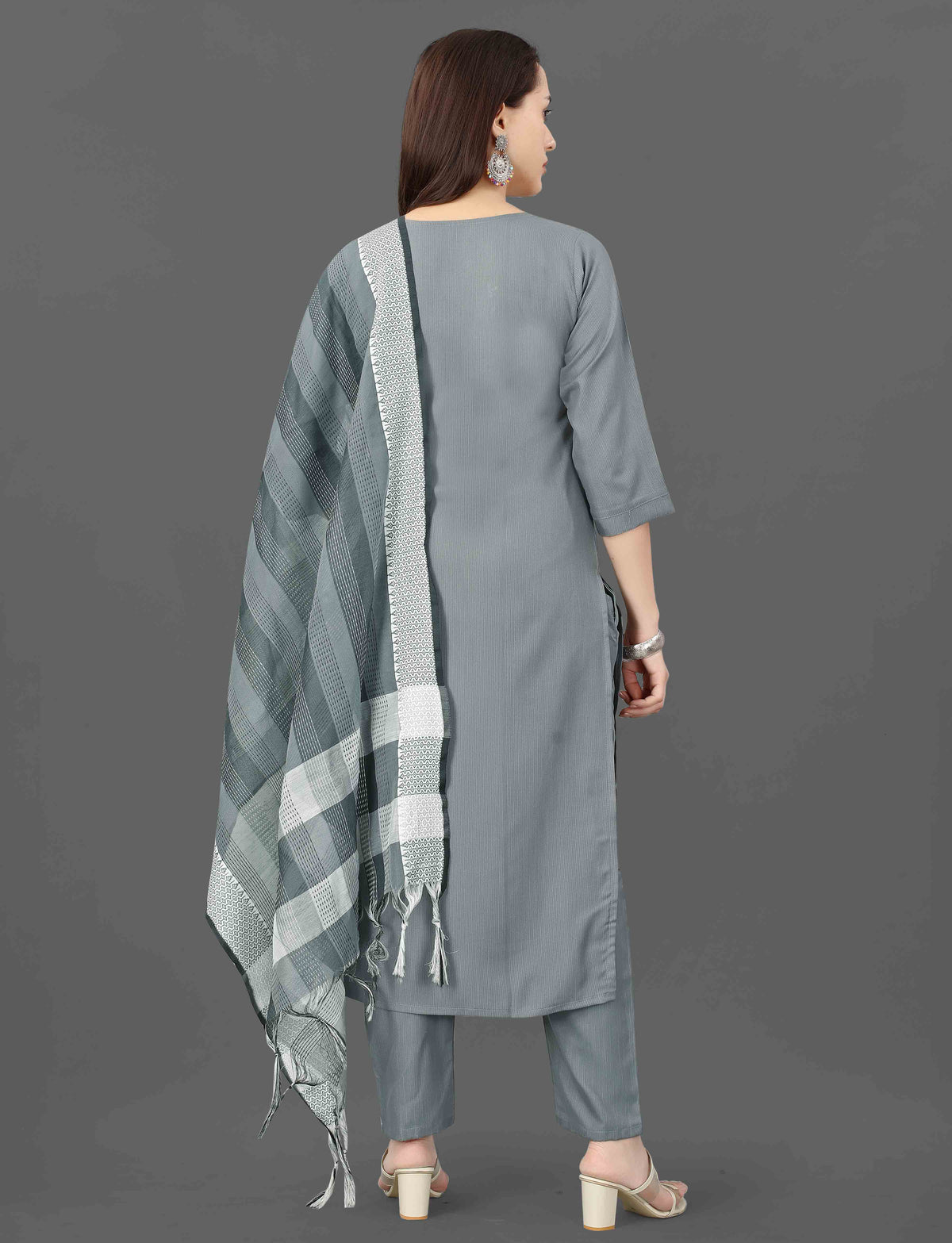Grey Embroidered Kurta Pant Dupatta Set 2 for Women