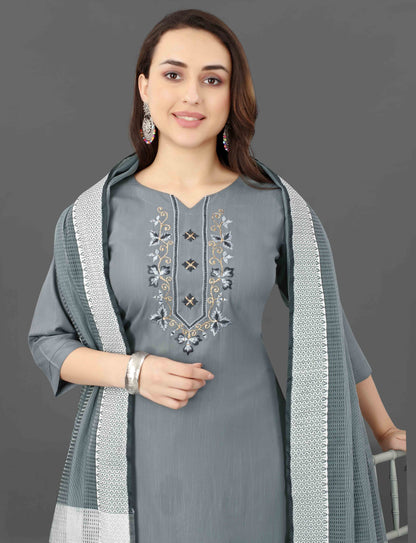 Grey Embroidered Kurta Pant Dupatta Set 2 for Women