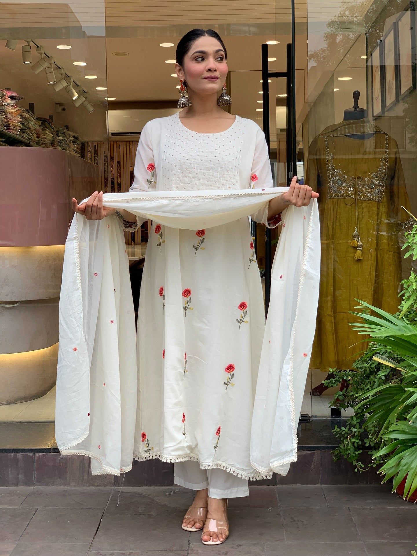 Ivory Floral Embroidered Chanderi Silk Kurta Set Women