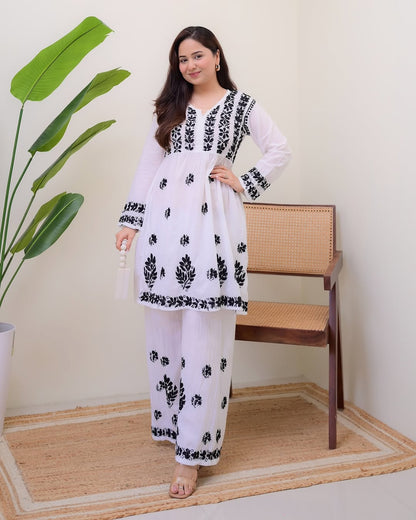 Soft Khadi Cotton White Kurta Set with Black Design for Women