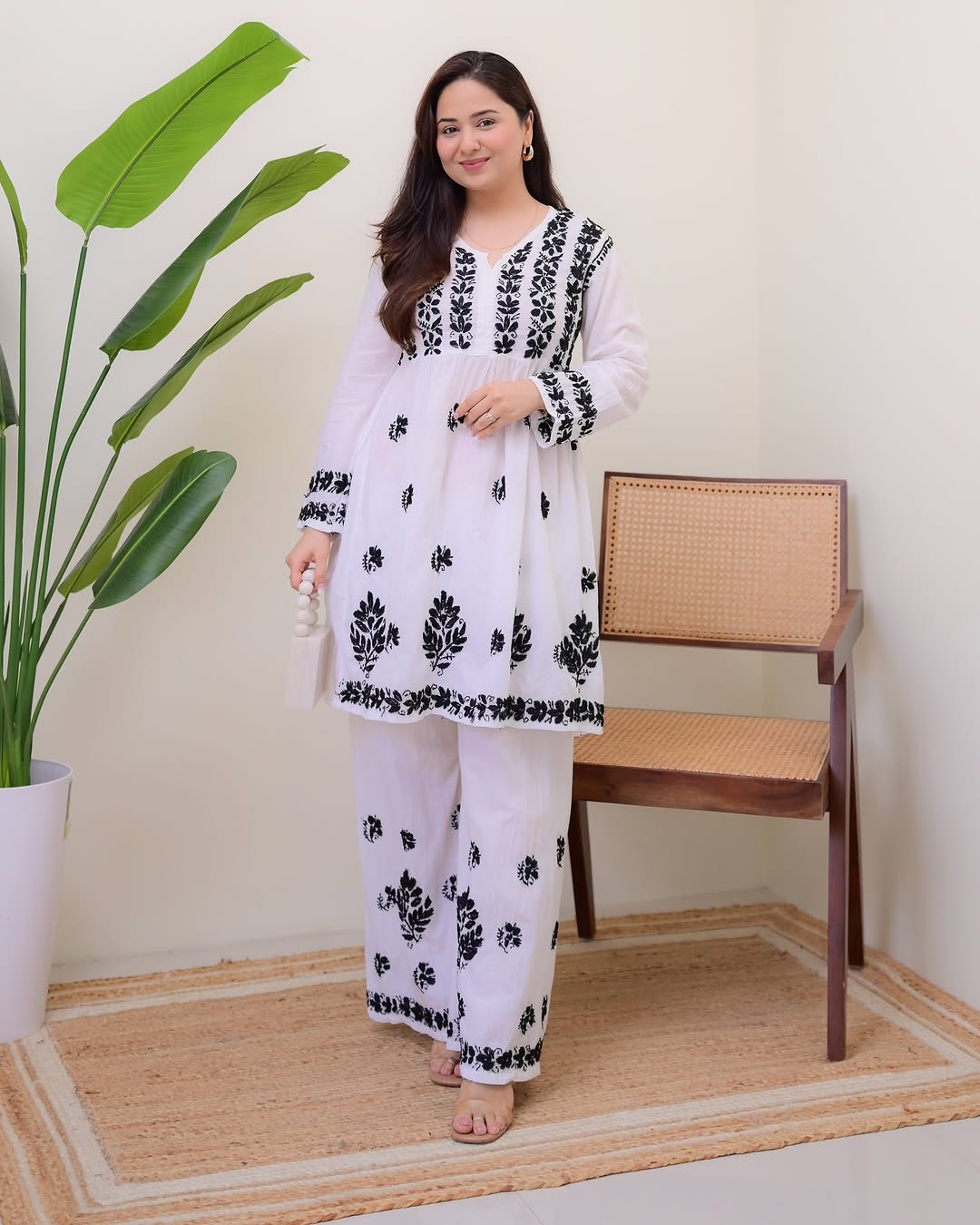 Soft Khadi Cotton White Kurta Set with Black Design for Women