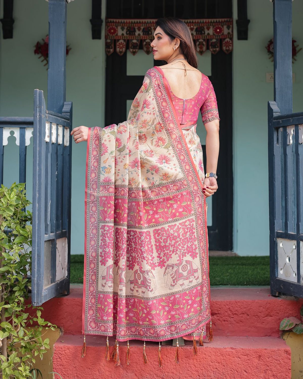 Lightweight Cream Saree with Designer Floral Pattern for Women