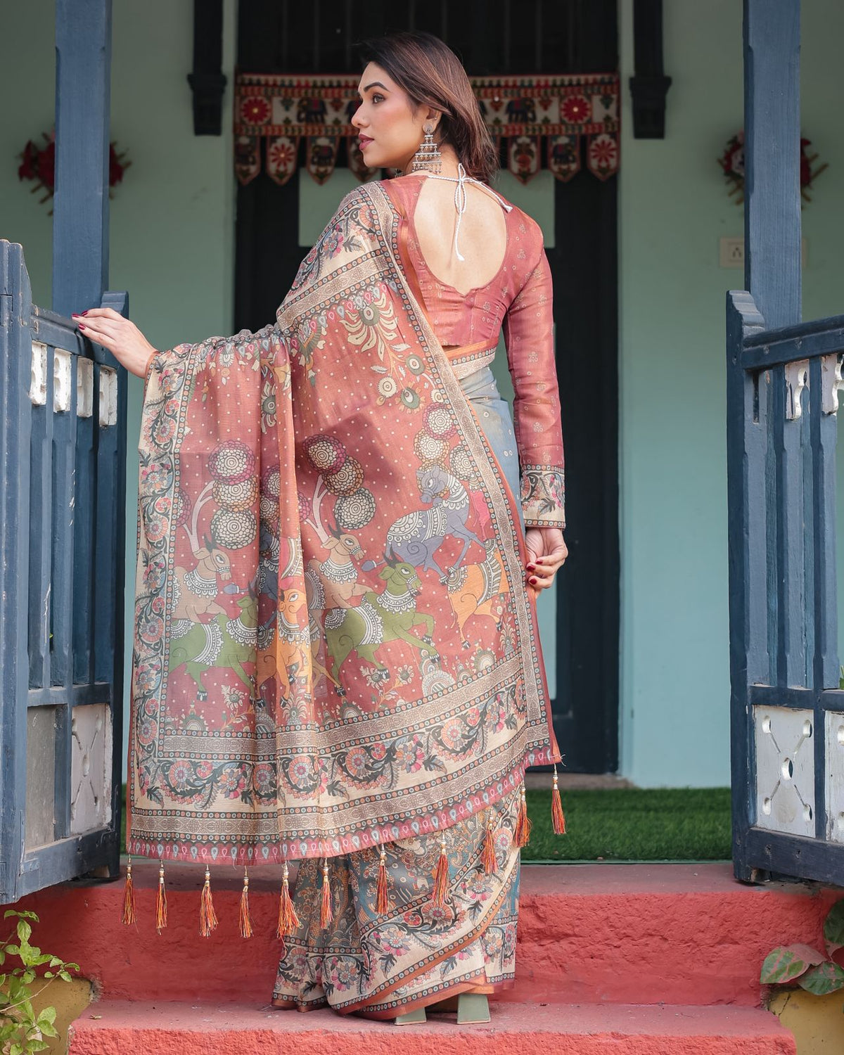 Lightweight Grey Saree with Rust Designer Border for Women