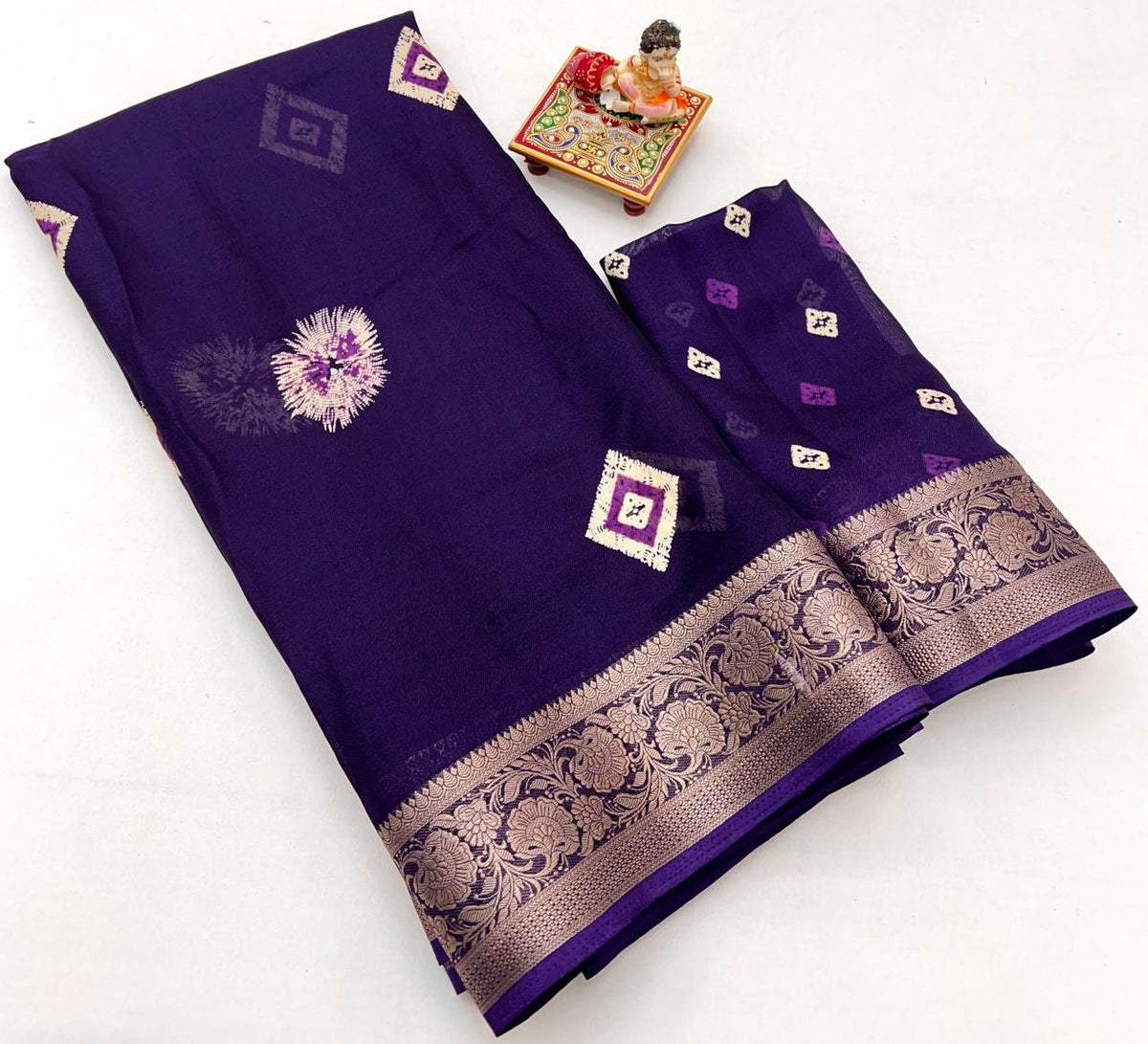 Luxury Purple Georgette Saree with Woven Border Design for Women