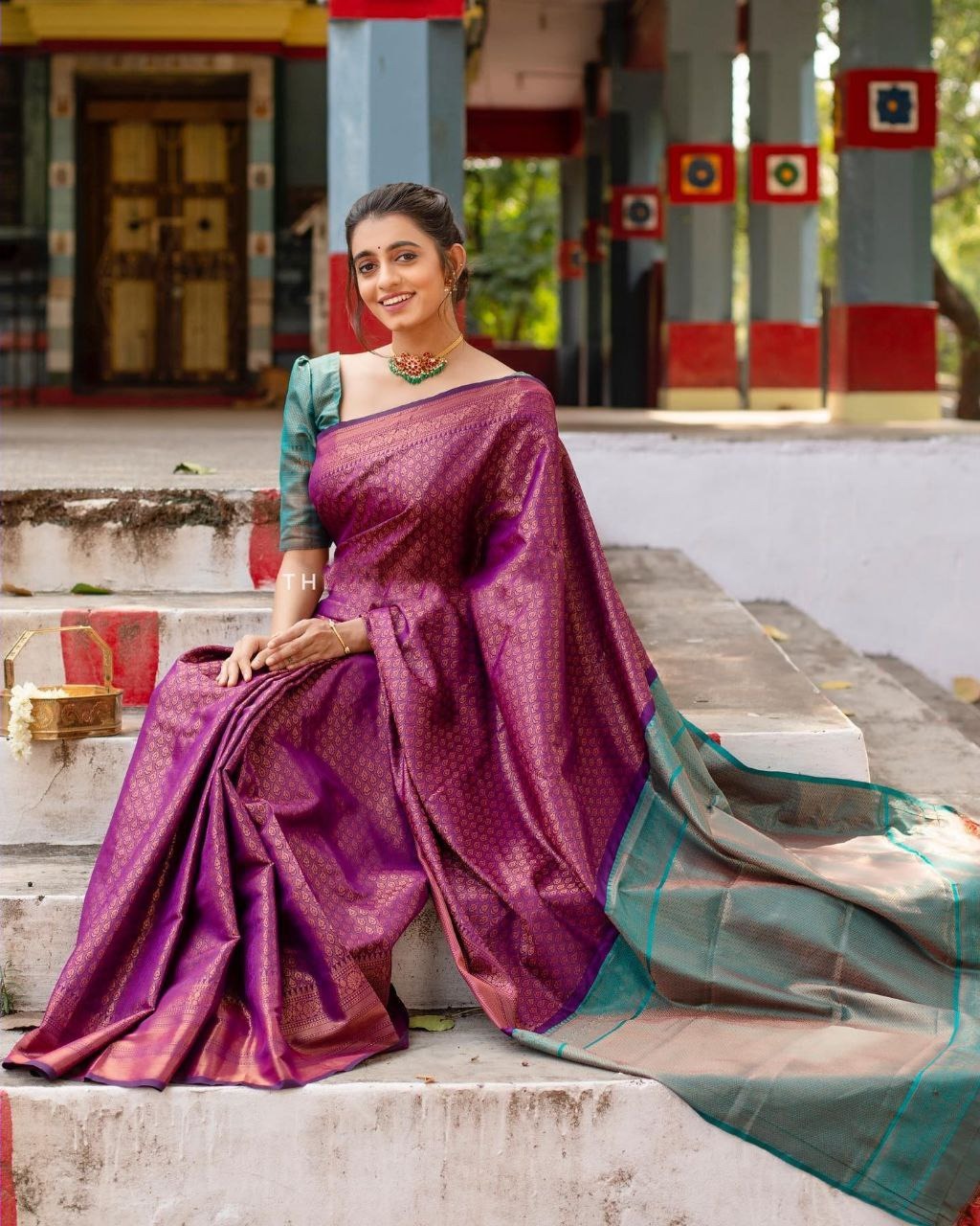 Magenta Lichi Silk Saree with Copper Zari Pallu for Women
