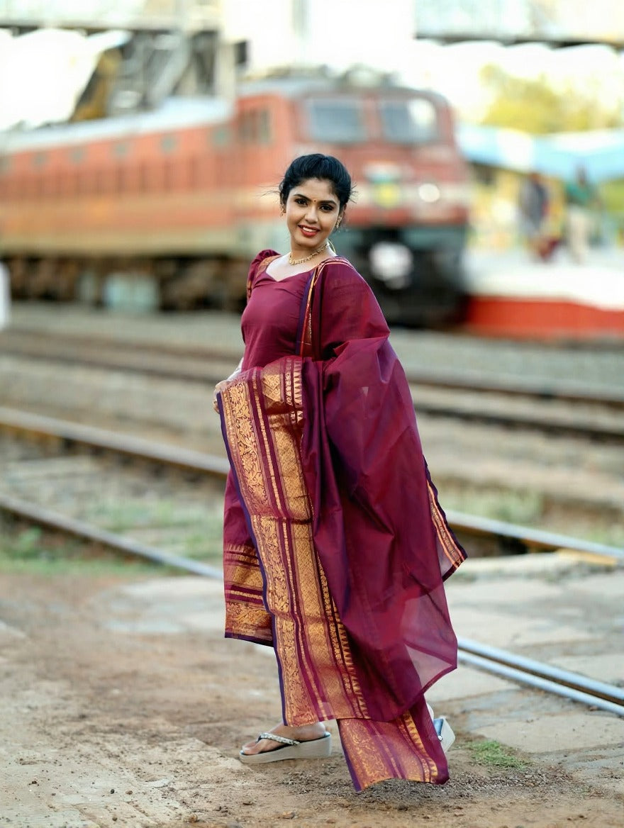 Maroon Ethnic Weave Kurti Set with Elegant Dupatta for Women