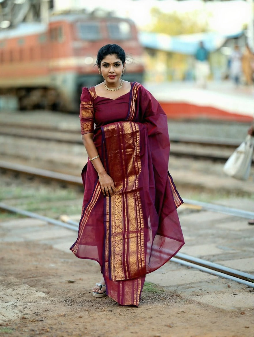 Maroon Ethnic Weave Kurti Set with Elegant Dupatta for Women