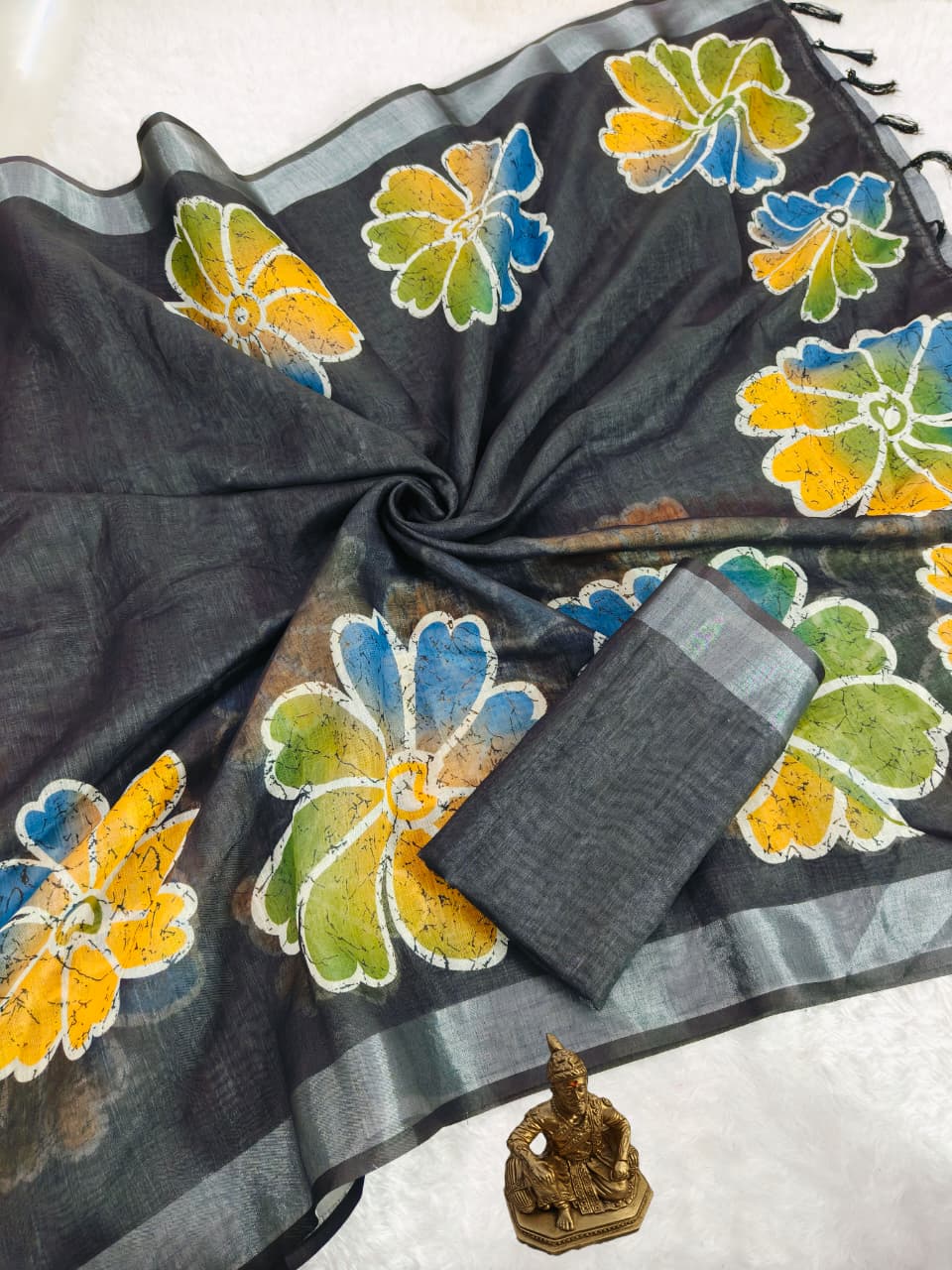 Premium Floral Print Heavy Linen Saree with Silver Border and Matching
