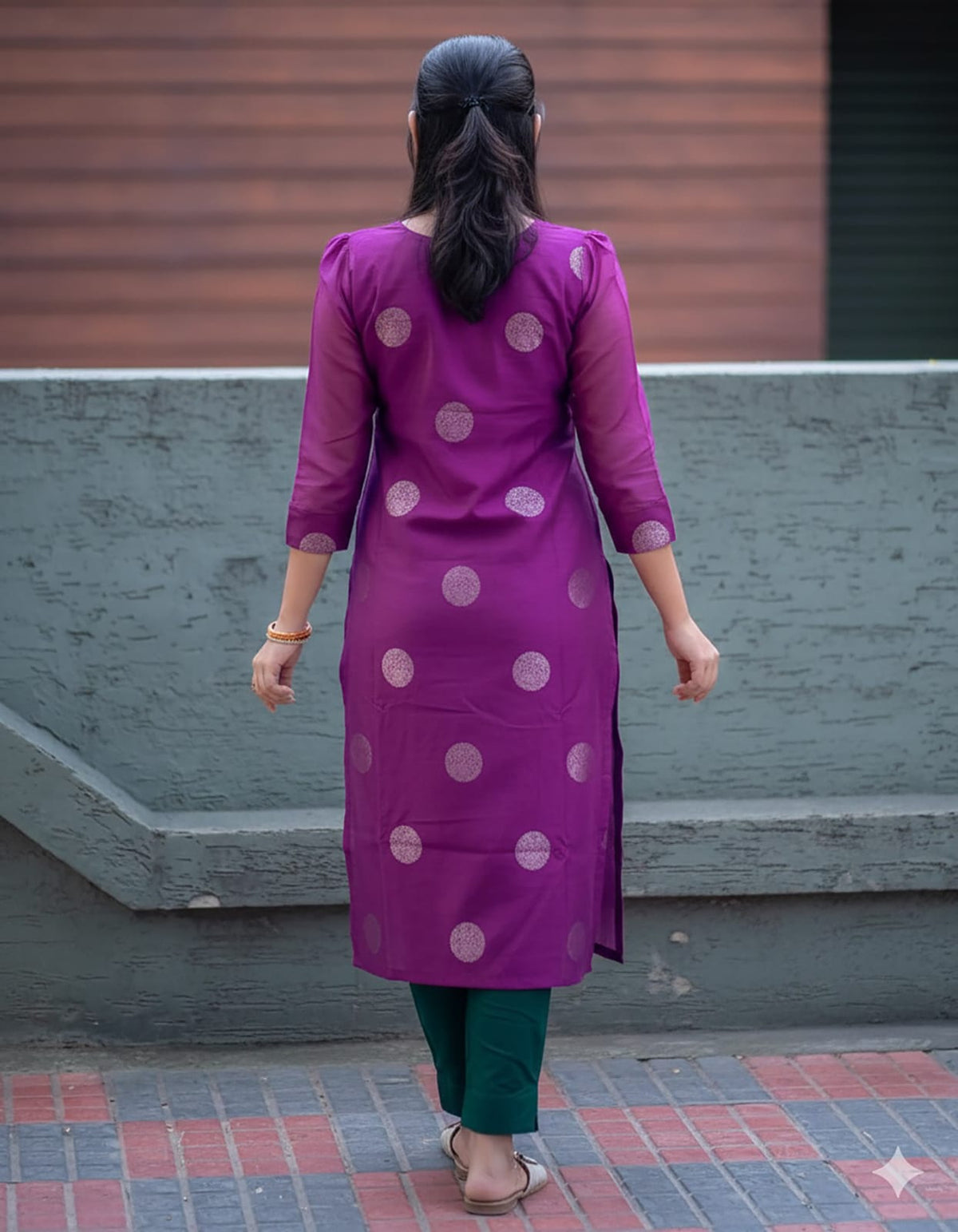 Purple Jacquard Weave Kurta Set with Green Dupatta for Women