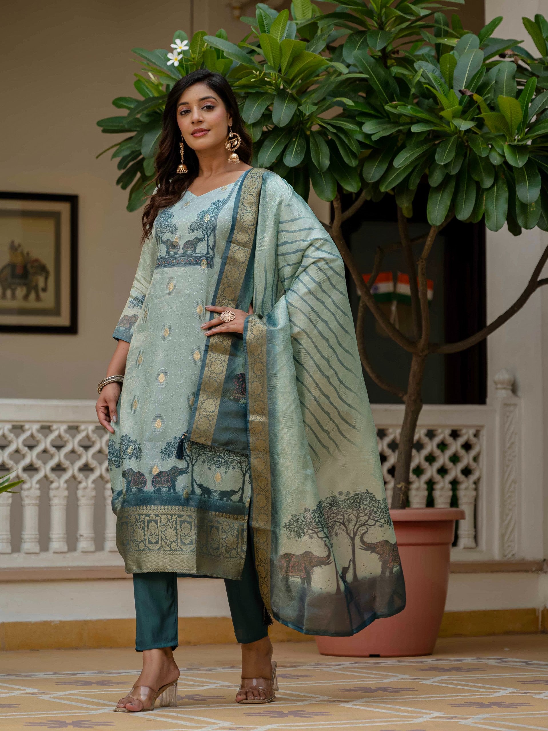 Royal Blue JacquardSilk Heritage Printed Suit Set