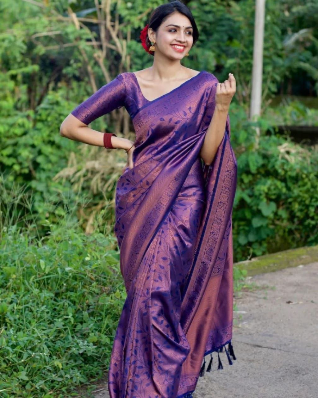 Traditional Purple Silk Saree with Jacquard Pattern