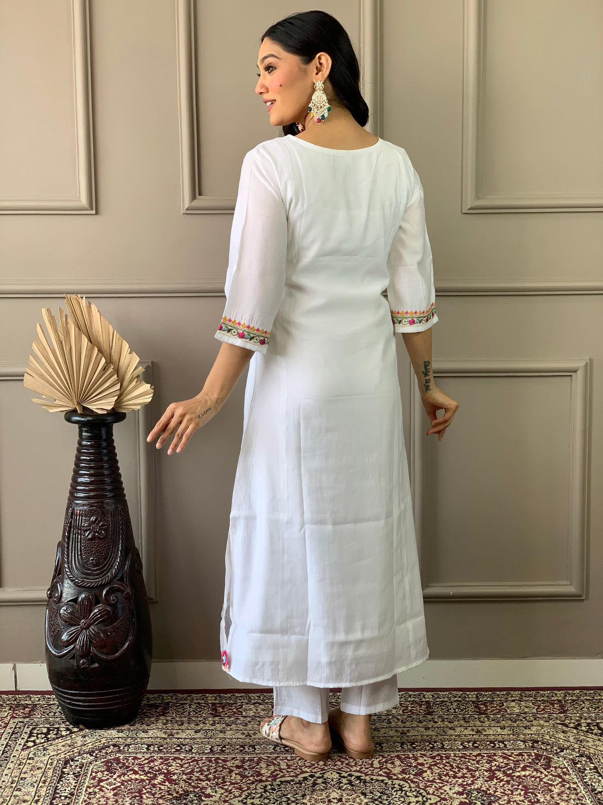 White Chanderi Embroidered Kurta Set with Organza Dupatta for Women