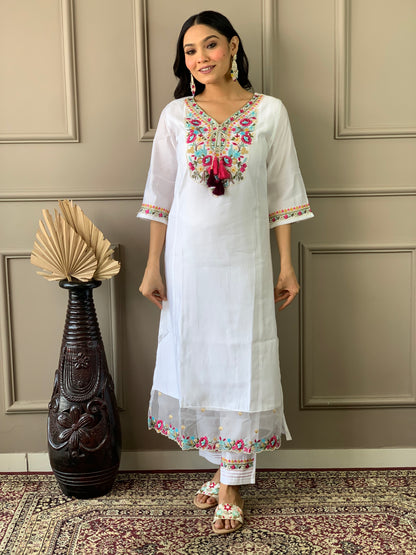 White Chanderi Embroidered Kurta Set with Organza Dupatta for Women