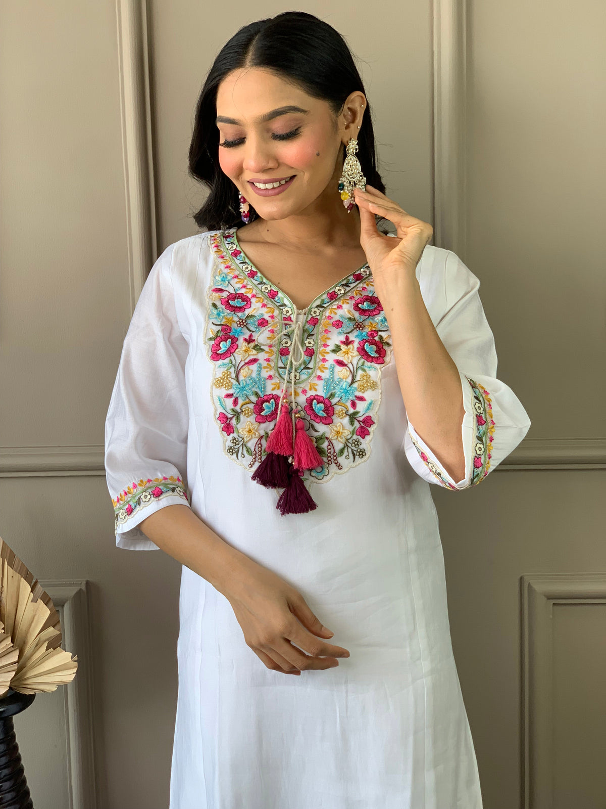 White Chanderi Embroidered Kurta Set with Organza Dupatta for Women