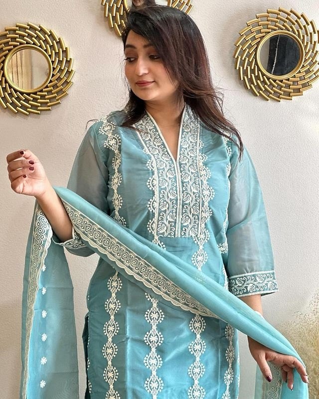 Women's Sky Blue Designer Kurta Set Online